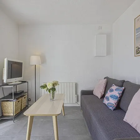 Rostani - - Welkeys Apartment