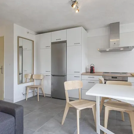 Rostani - - Welkeys Apartment *